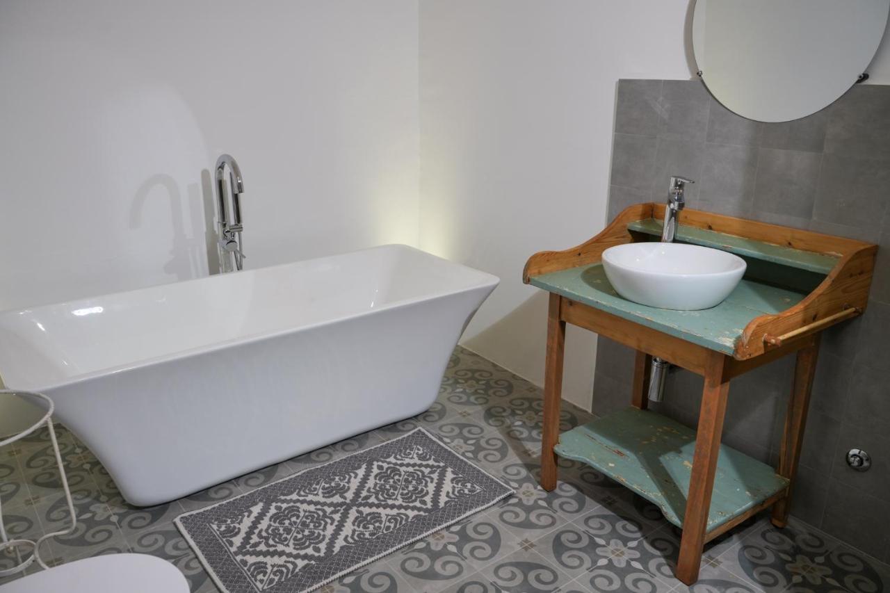Palazzo Salvatori Hotel Soleto Ngoại thất bức ảnh