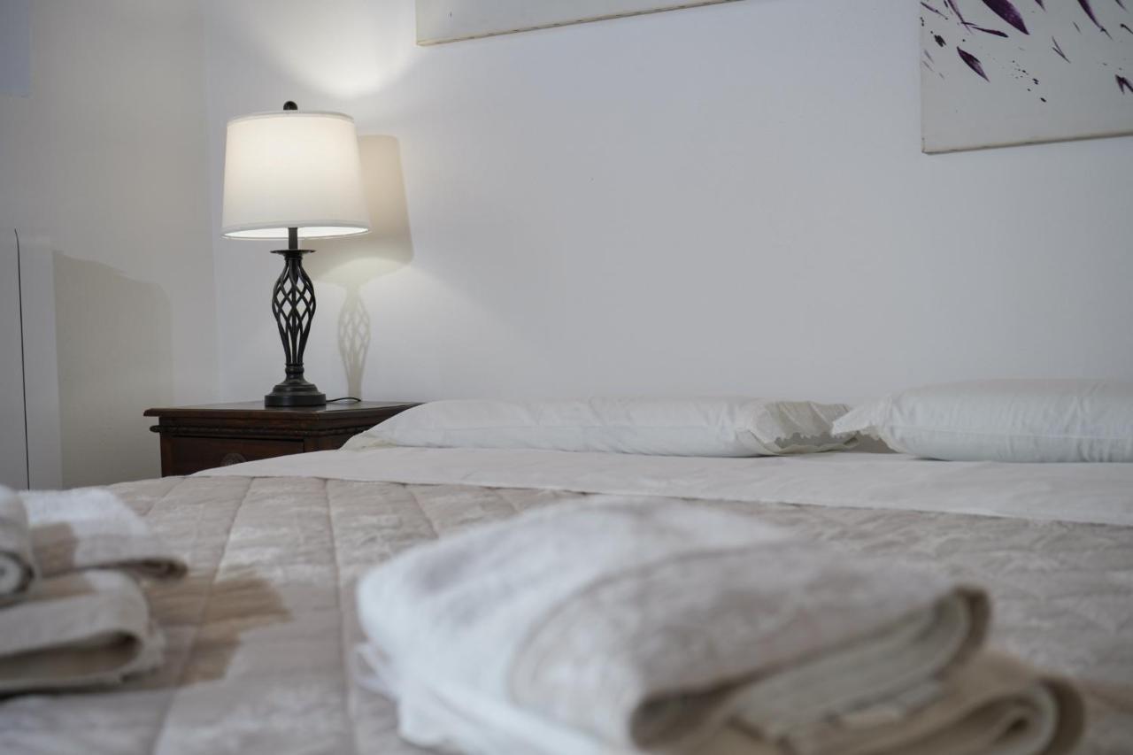 Palazzo Salvatori Hotel Soleto Ngoại thất bức ảnh