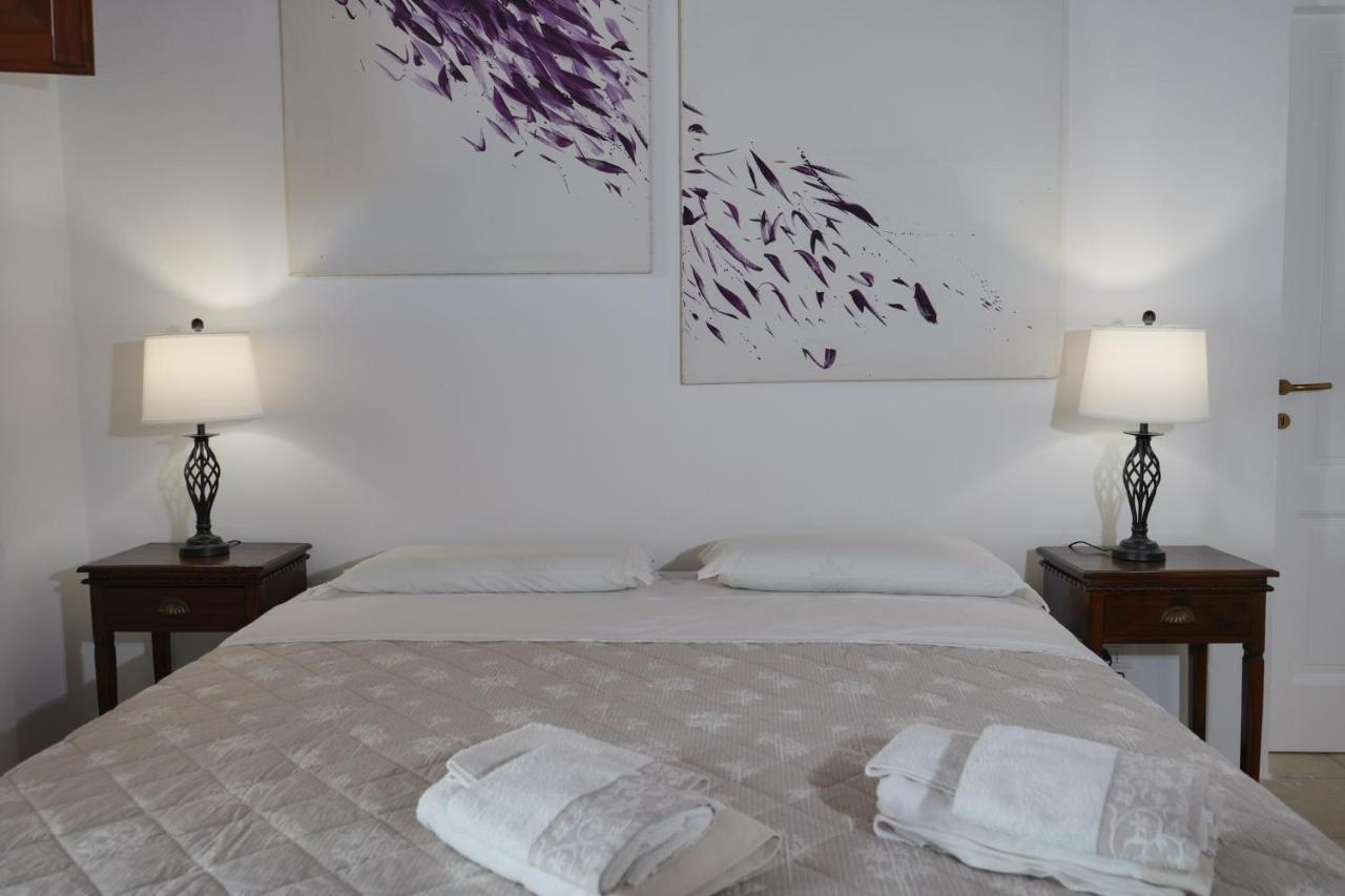 Palazzo Salvatori Hotel Soleto Ngoại thất bức ảnh
